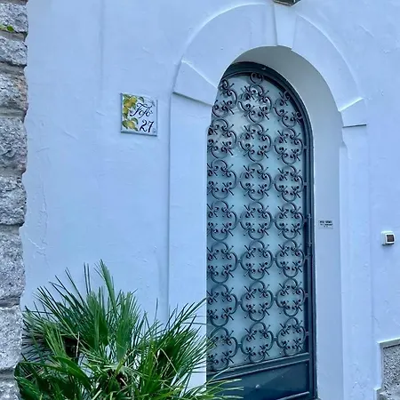 Marina Grande Apartman *